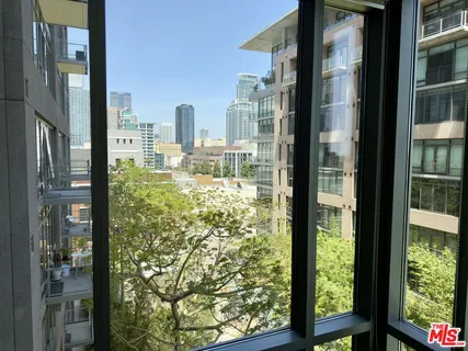 $2,695 | 1100 South Hope Street, Unit 907, Los Angeles, CA 90015