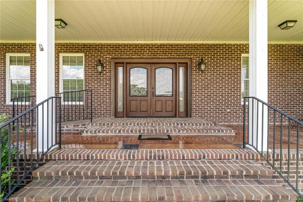 178 Slaydon Road Eden, NC 27288 - Photo 4 of 49 Gallery Image 4