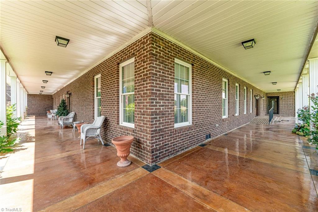 178 Slaydon Road Eden, NC 27288 - Photo 6 of 49 Gallery Image 6