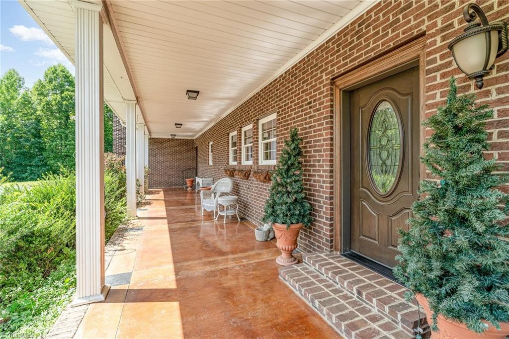 178 Slaydon Road Eden, NC 27288 - Photo 7 of 49 Gallery Image 7