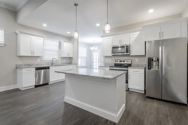 $2,700 | 8205 Double Eagle Court, Ooltewah, TN 37363