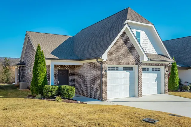 $2,700 | 8205 Double Eagle Court, Ooltewah, TN 37363