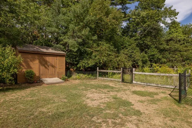 $635,000 | 49 South Road, North Hampton, NH 03862