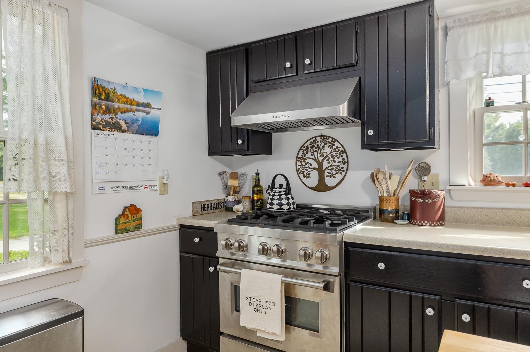 49 South Road North Hampton, NH 03862 - Photo 8 of 35