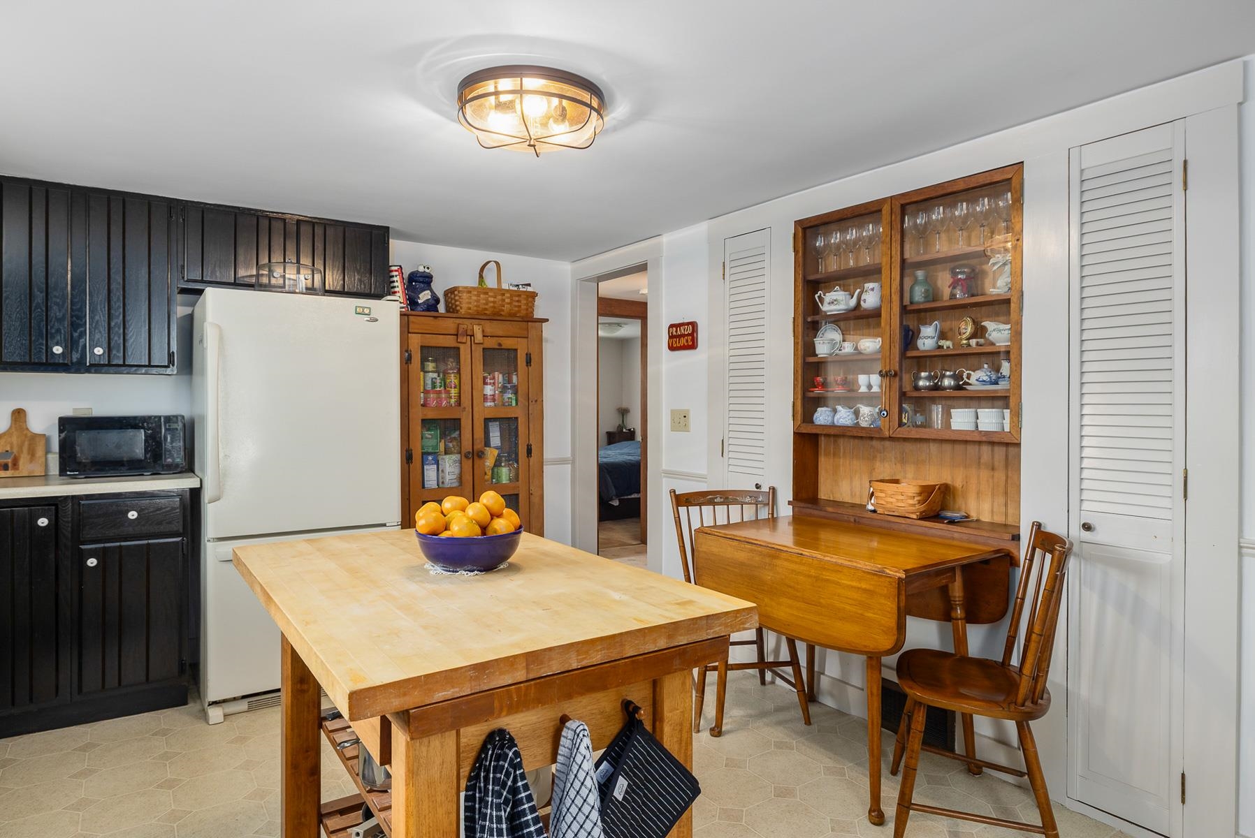 49 South Road North Hampton, NH 03862 - Photo 10 of 35