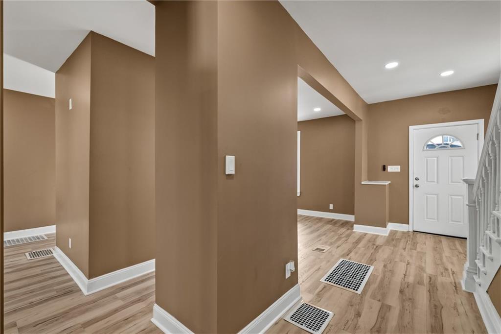 391 Vermont Avenue Rochester, PA 15074 - Photo 11 of 37