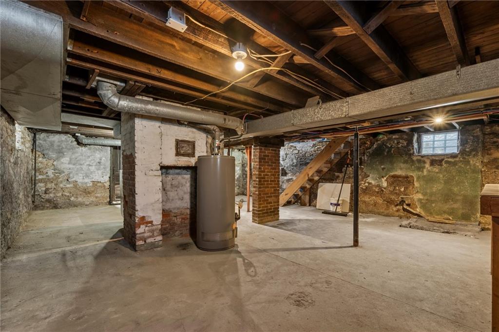 391 Vermont Avenue Rochester, PA 15074 - Photo 25 of 37