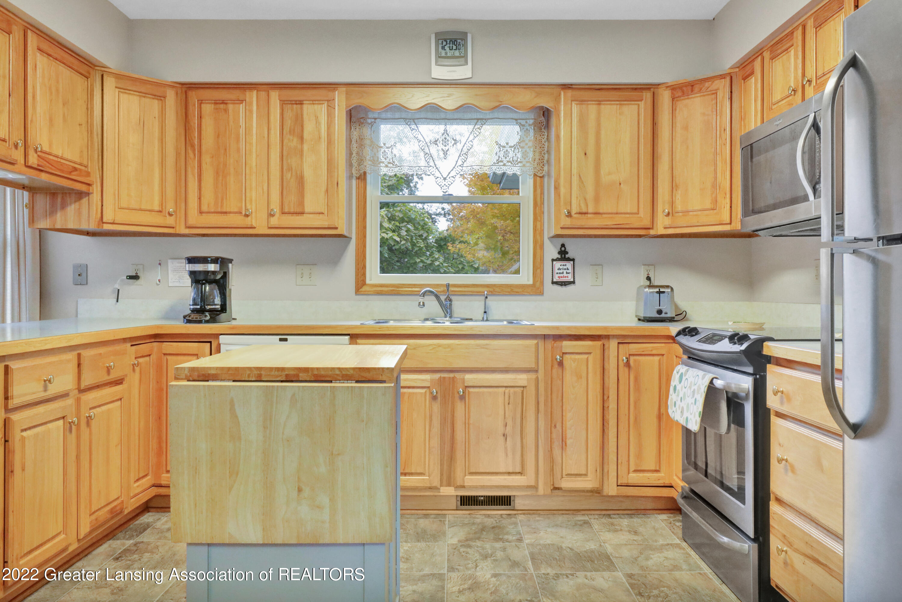 6930 Lacey Lake Road Bellevue, MI 49021 - Photo 16 of 56 9I3A0433