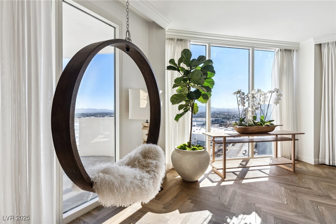 2857 Paradise Road, Unit 2203 Las Vegas, NV 89109 - Photo 3 of 48 Gallery Image 3