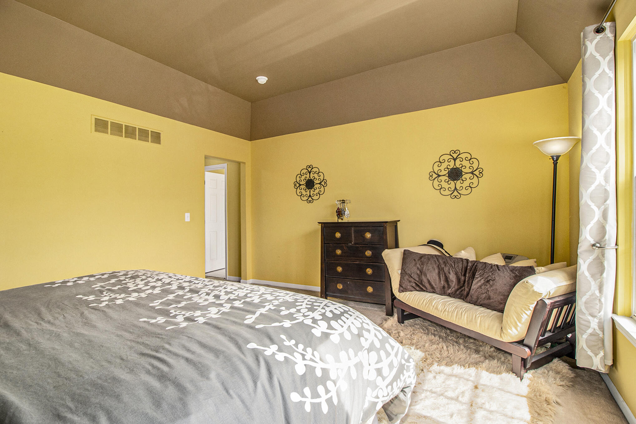 50204 Harding Street Canton, MI 48188 - Photo 21 of 48 026_img_8436