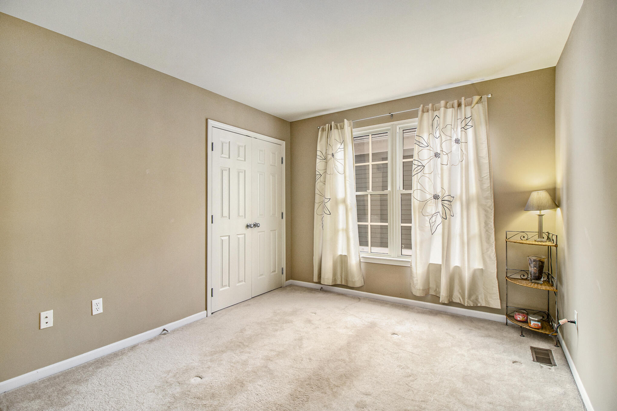 50204 Harding Street Canton, MI 48188 - Photo 25 of 48 030_img_8424