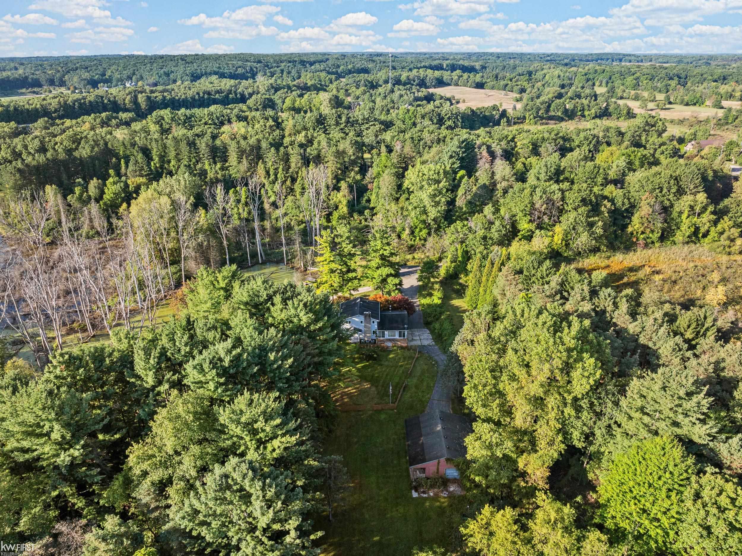 1061 Rose Center Road Fenton, MI 48430 - Photo 45 of 66