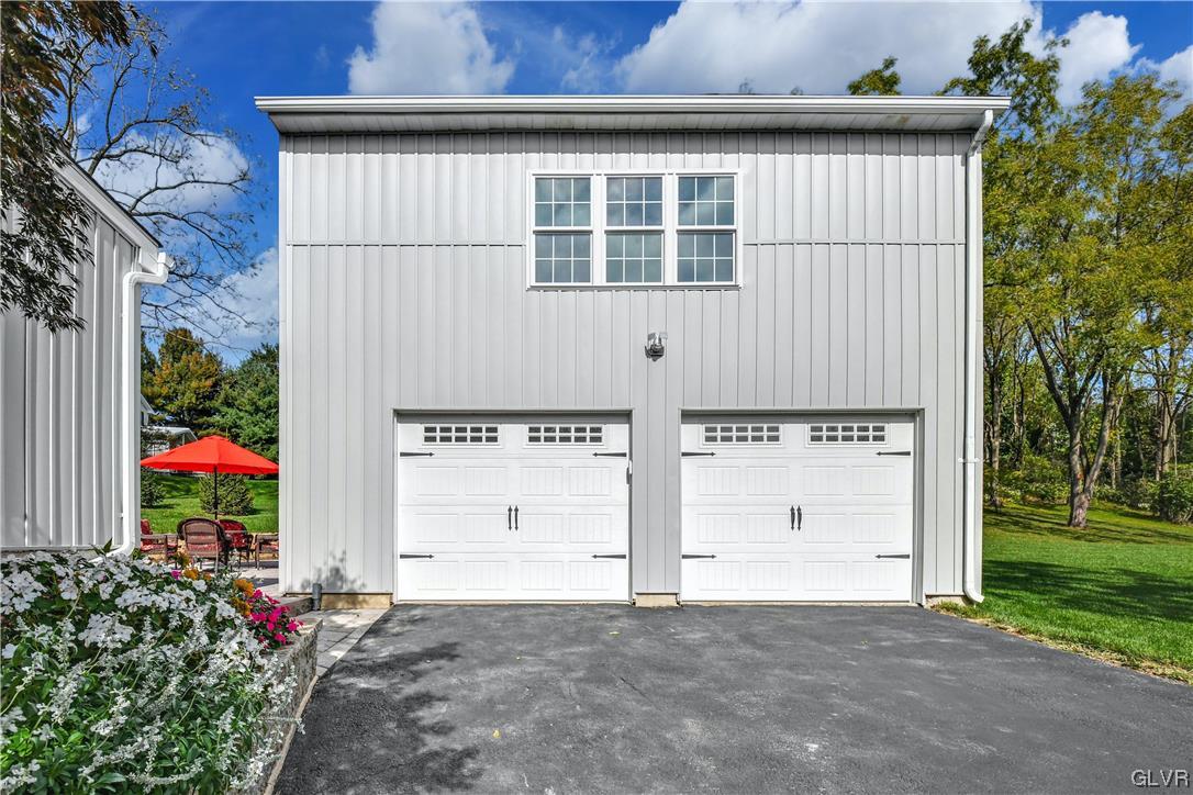 3674 Bleiler Road Emmaus, PA 18049 - Photo 6 of 39 Gallery Image 6