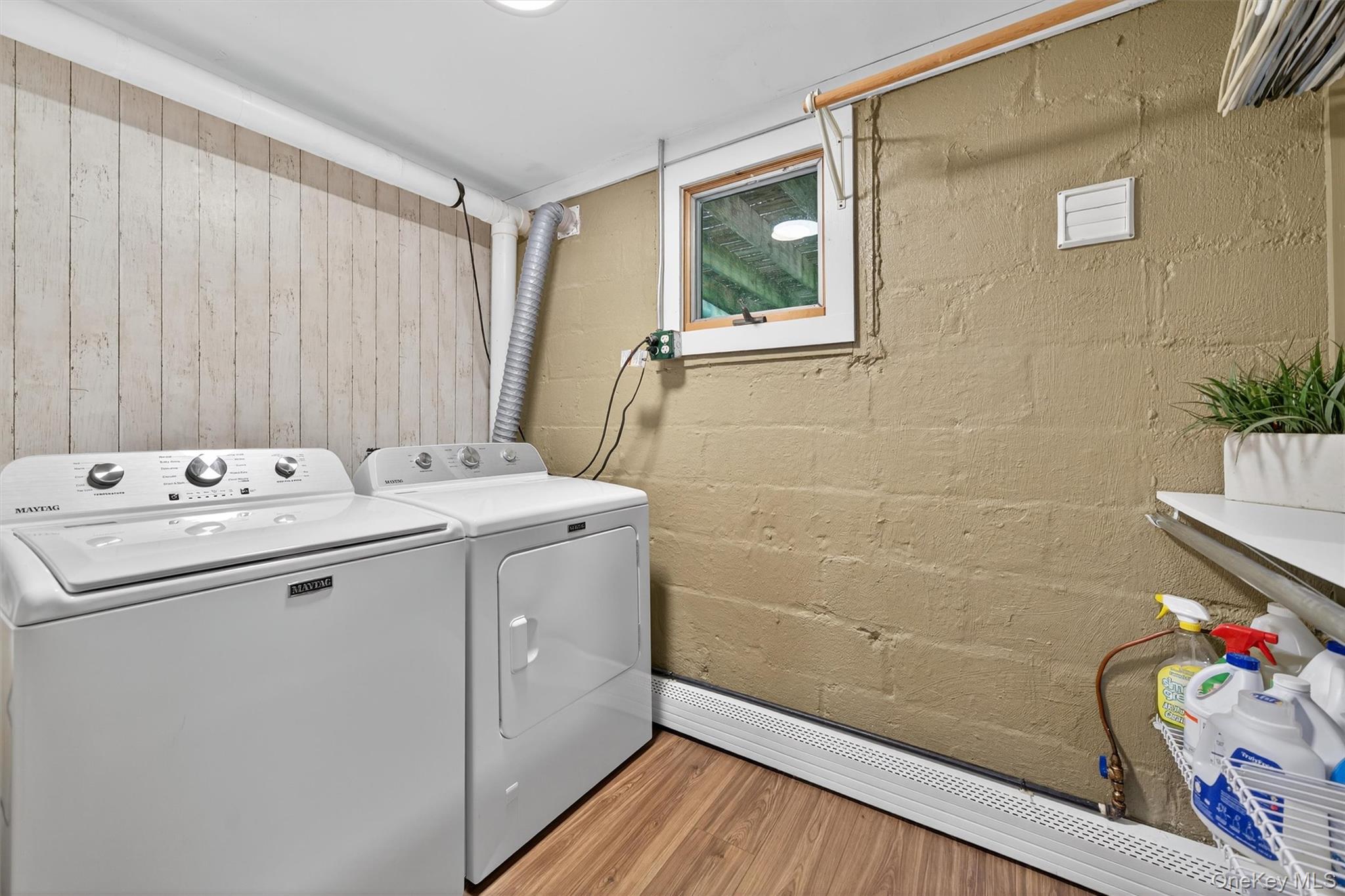 321 Bellvale Lakes Road Warwick, NY 10990 - Photo 25 of 33 a utility room with dryer and washer