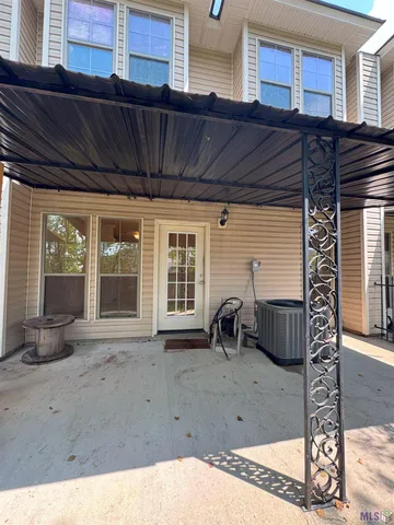 $177,900 | 24345 Chateau De Chene Boulevard, Unit 15, Walker, LA 70785