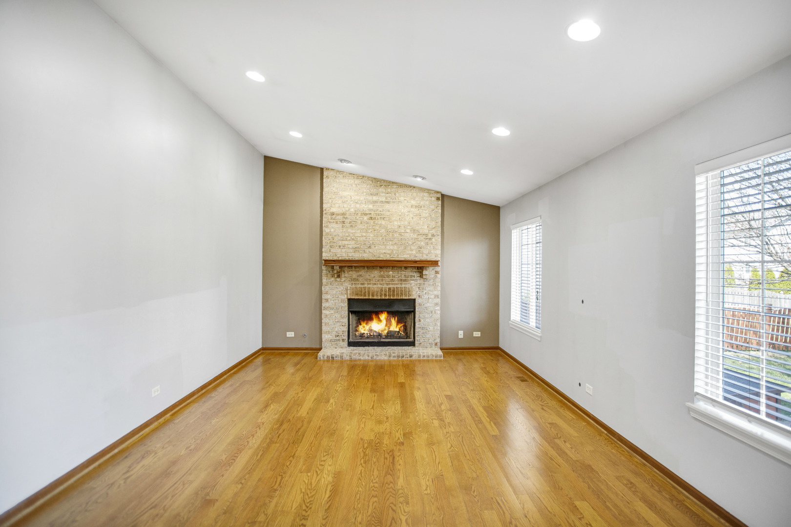 2650 Hennig Road Hampshire, IL 60140 - Photo 3 of 29 Gallery Image 3