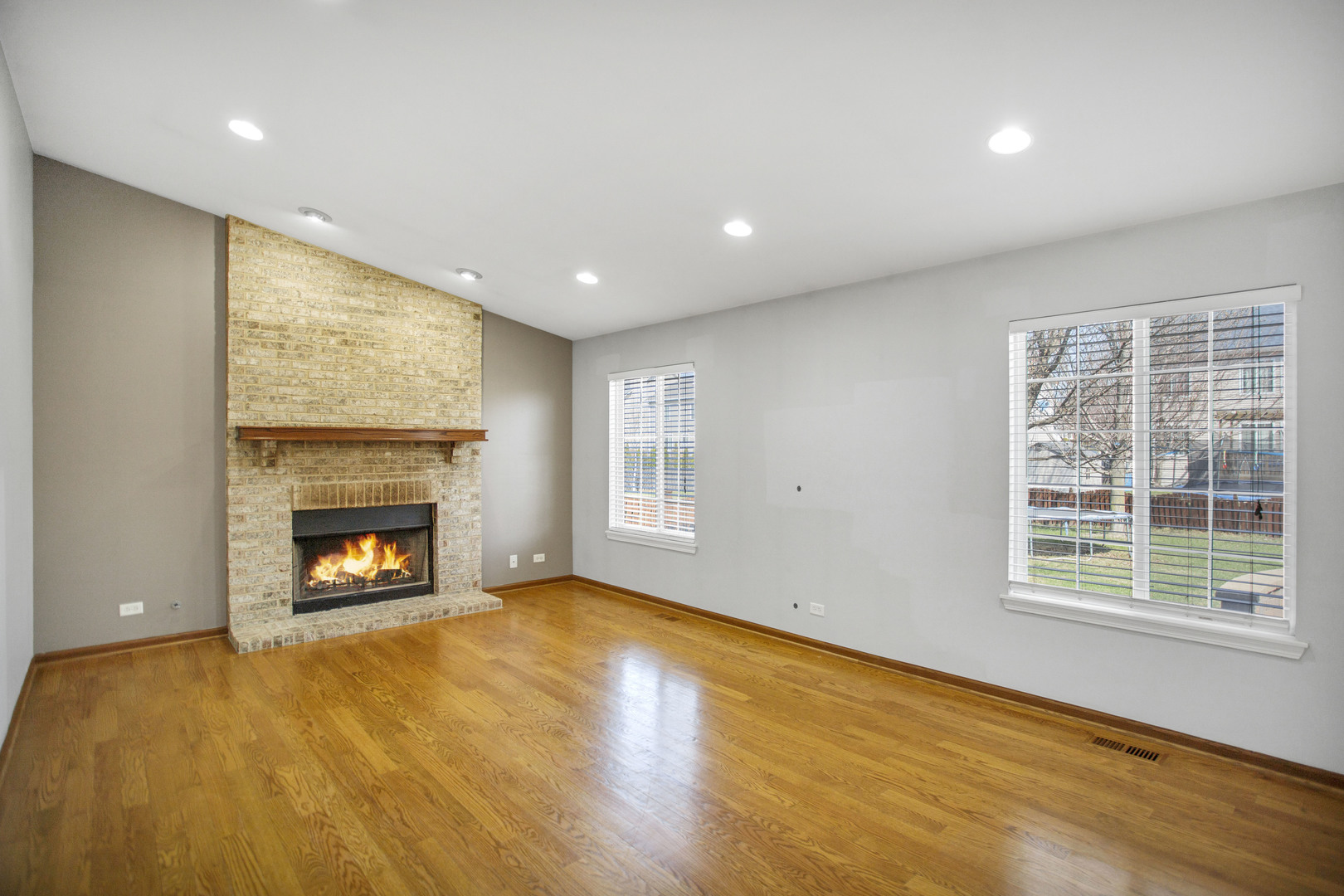 2650 Hennig Road Hampshire, IL 60140 - Photo 5 of 29 Gallery Image 5