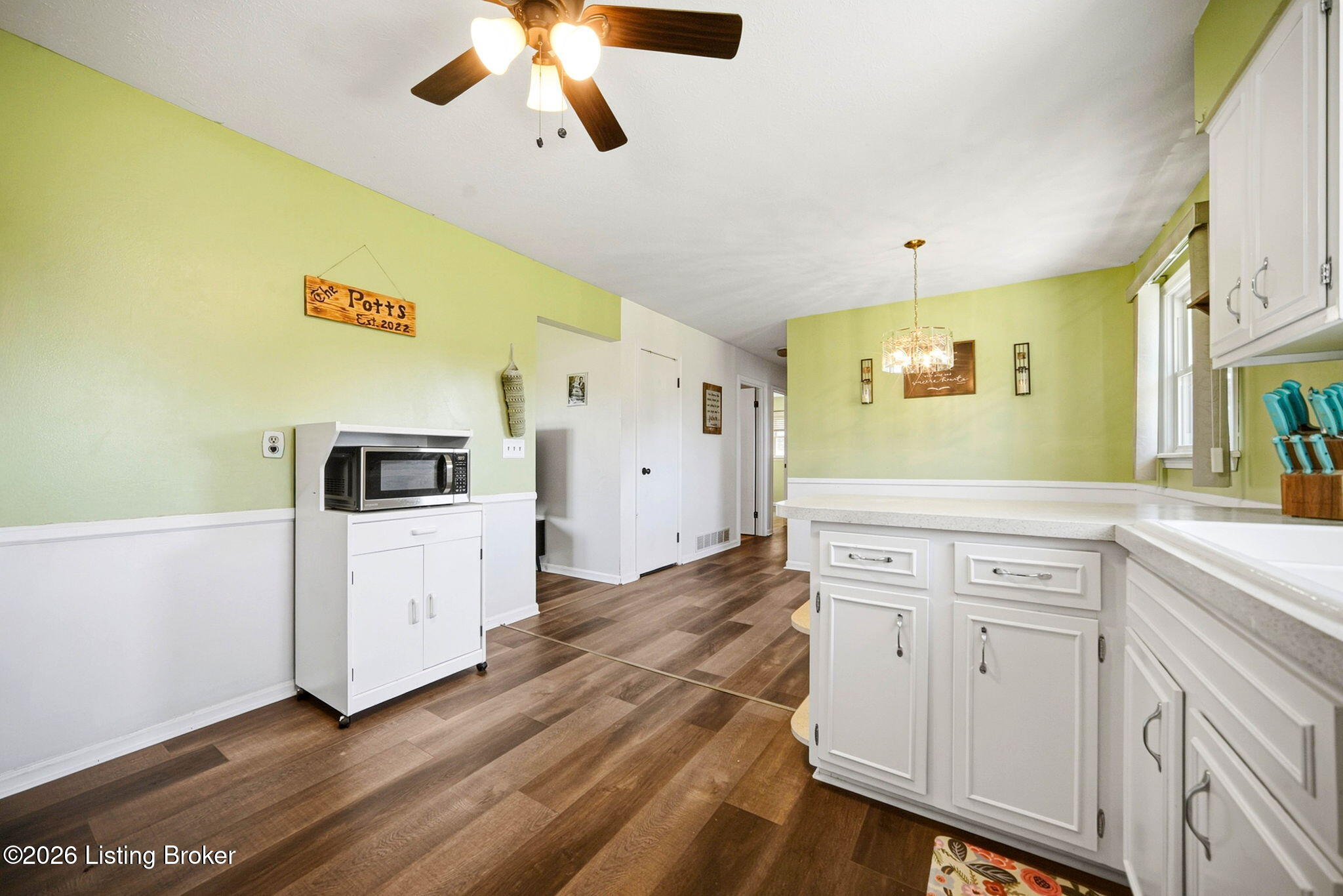 2604 Alps Road Louisville, KY 40216 - Photo 19 of 63 19-web-or-mls-2605 Alps Rd-19