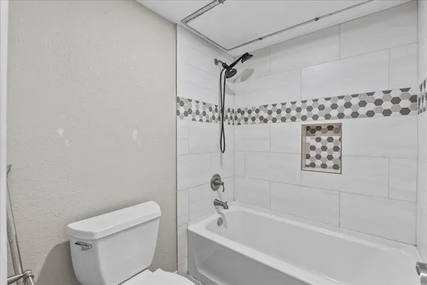 $1,150 | 250 El Dorado Boulevard, Unit 144, Webster, TX 77598