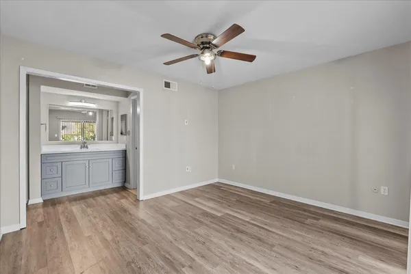 $1,150 | 250 El Dorado Boulevard, Unit 144, Webster, TX 77598