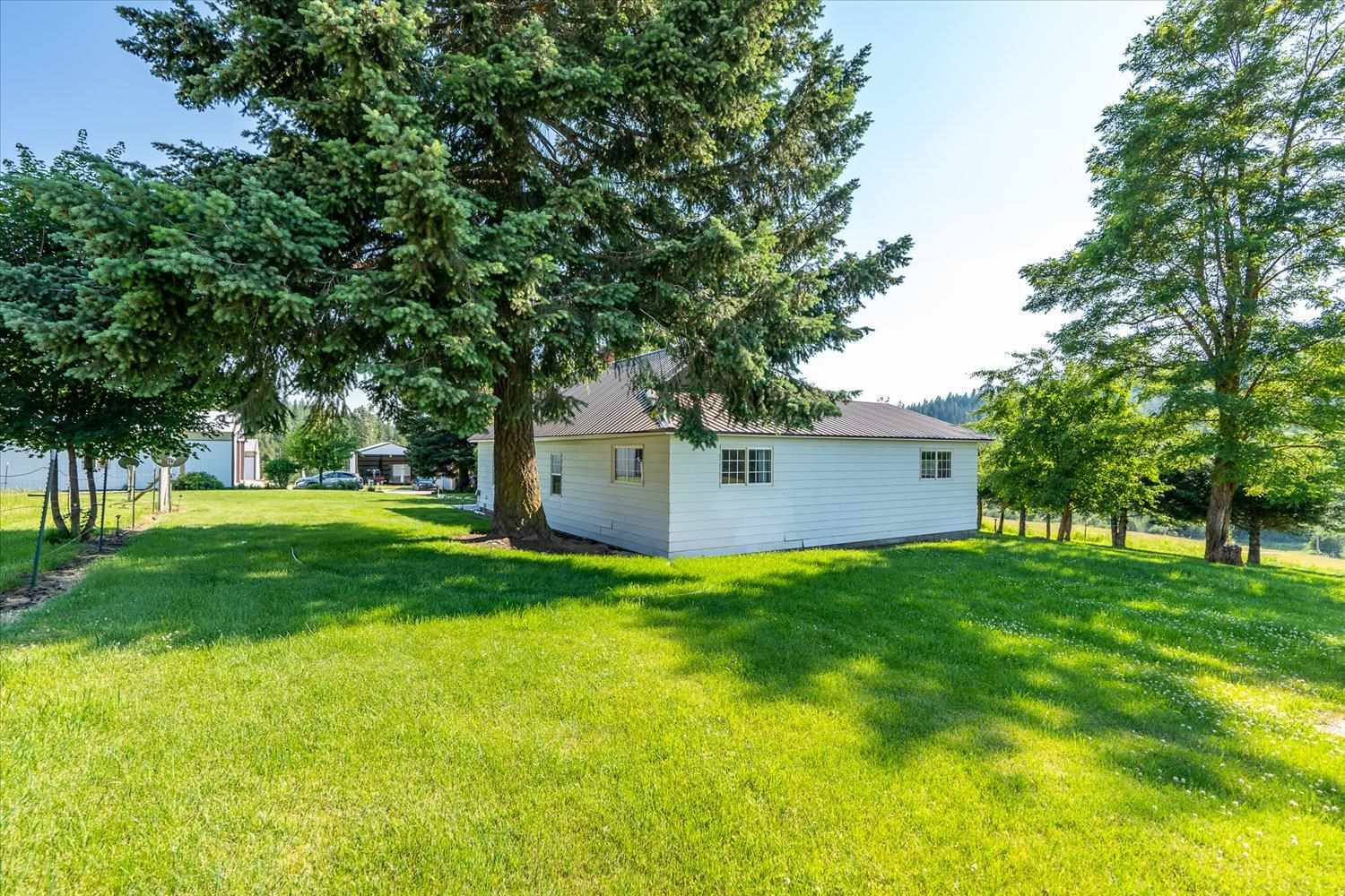 4355 Whittier Road Clayton, WA 99110 - Photo 29 of 43