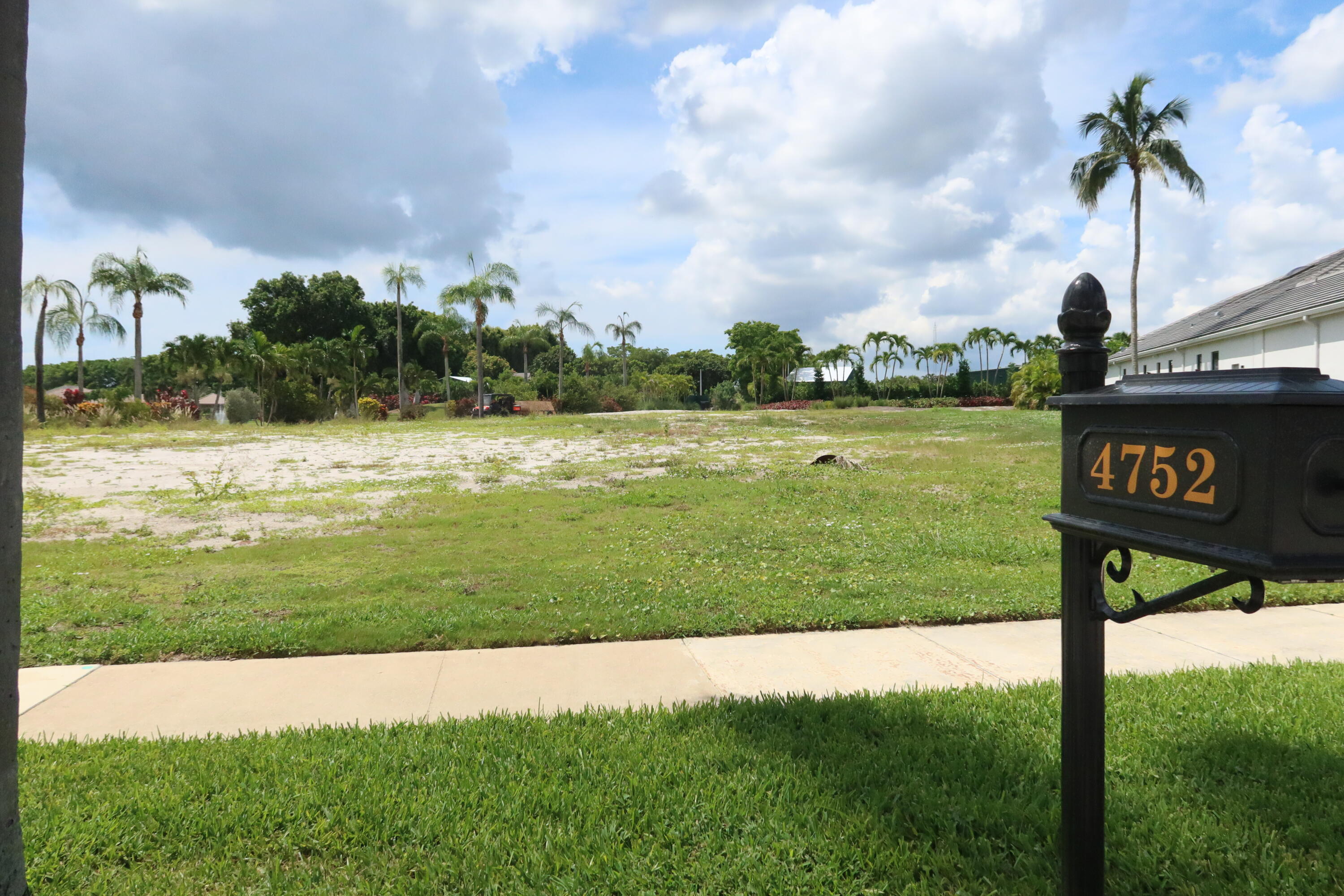 4752 Bocaire Boulevard Boca Raton, FL 33487 - Photo 5 of 24 LOT 240 MB