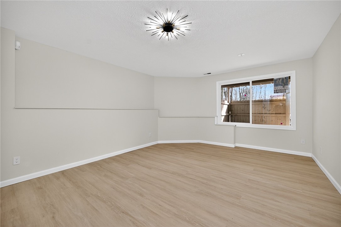 811 Wind Bluff Point Springboro, OH 45066 - Photo 39 of 51 This bright, spacious room offers endless possibilities for your design aspirations.