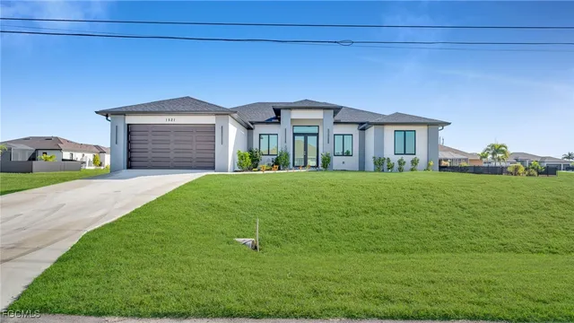 $460,000 | 1521 Northwest 37th Avenue, Cape Coral, FL 33993