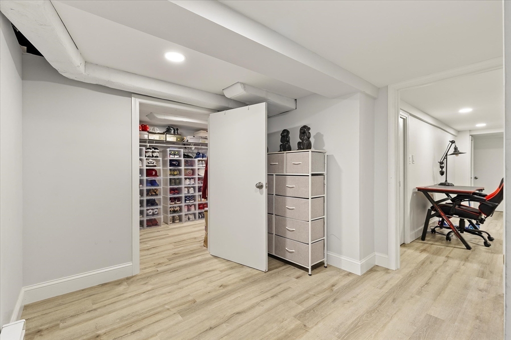 1 Ralph Avenue Worcester, MA 01604 - Photo 28 of 42