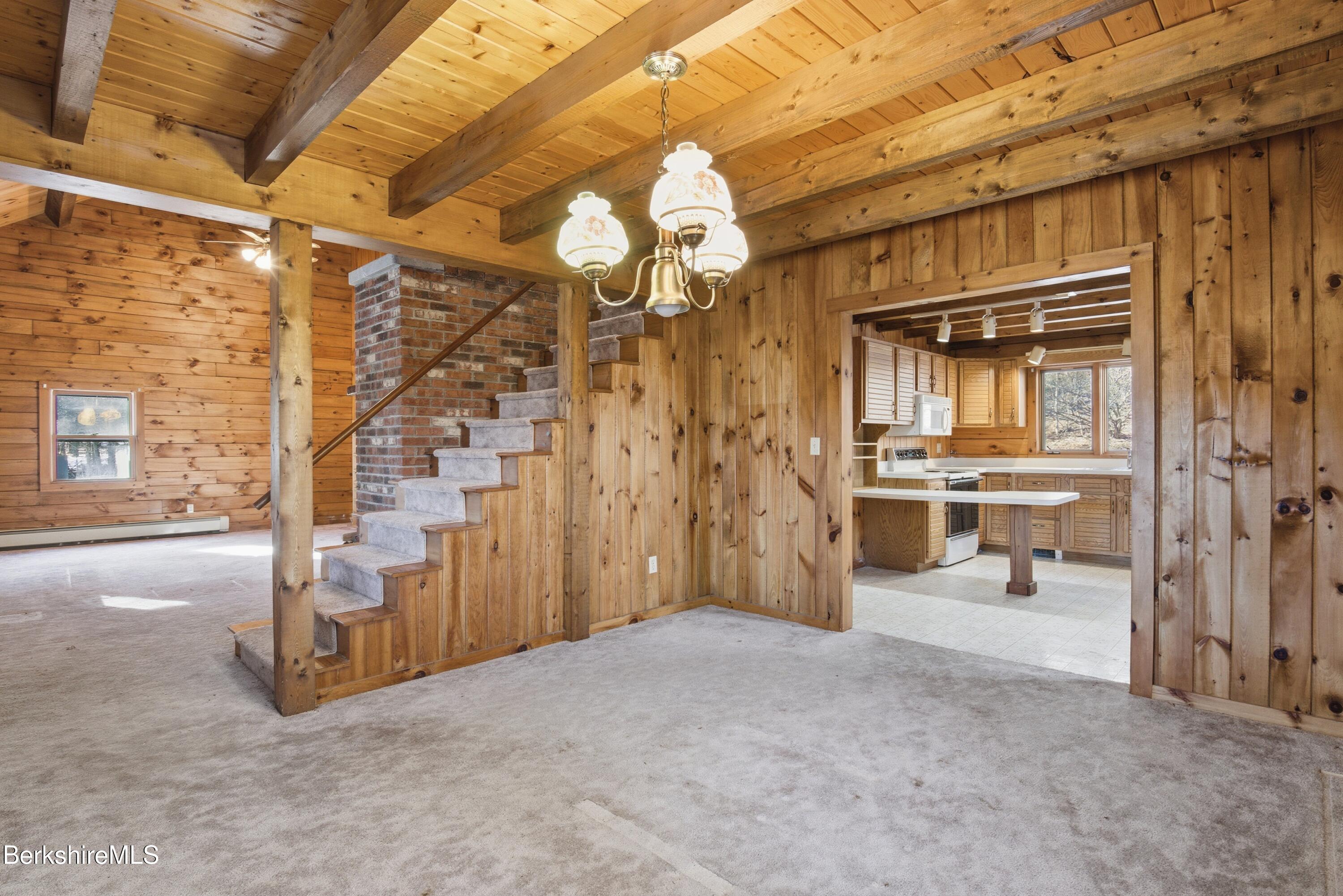 334 South Undermountain Road Sheffield, MA 01257 - Photo 14 of 37 JAN02906