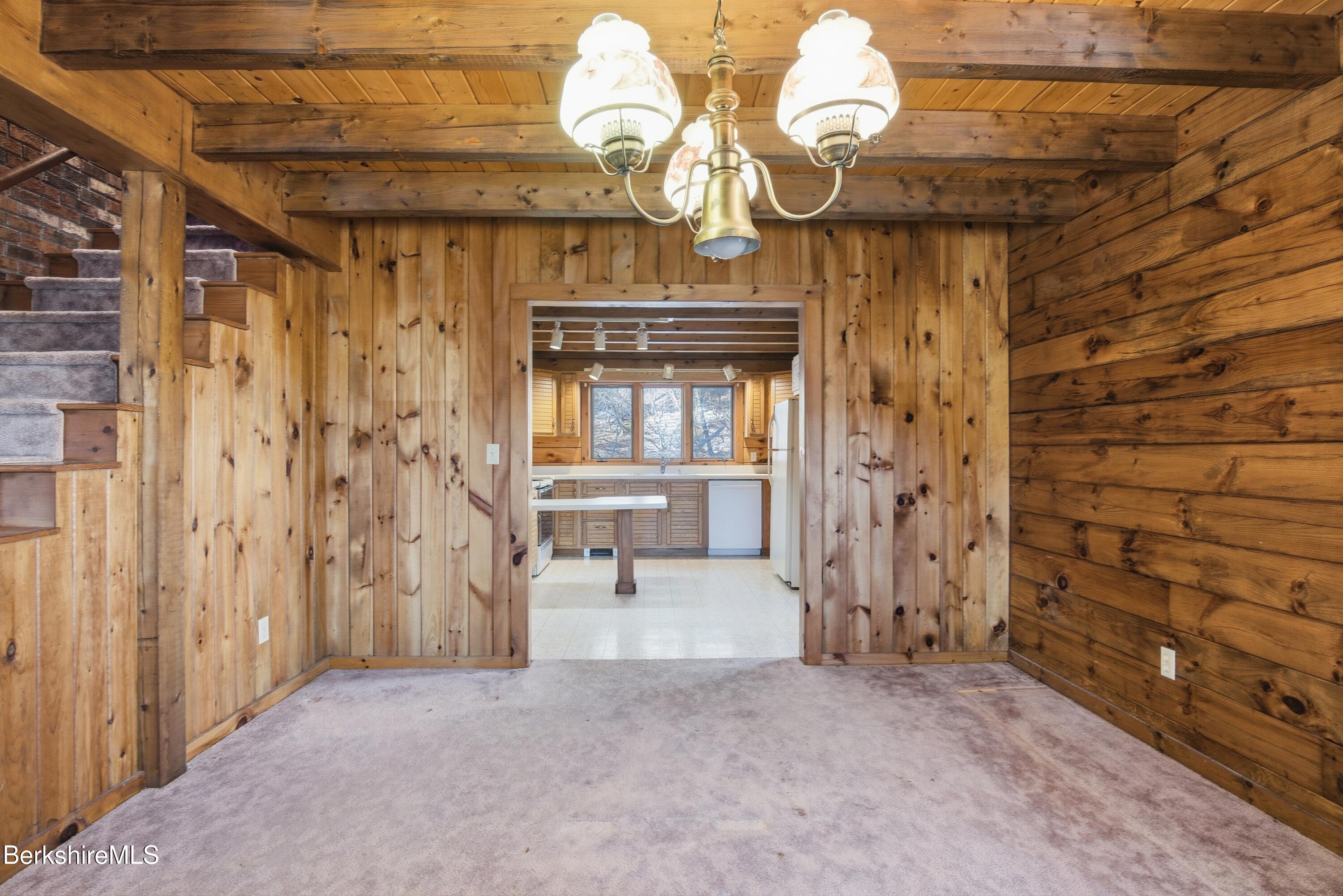 334 South Undermountain Road Sheffield, MA 01257 - Photo 15 of 37 JAN02909