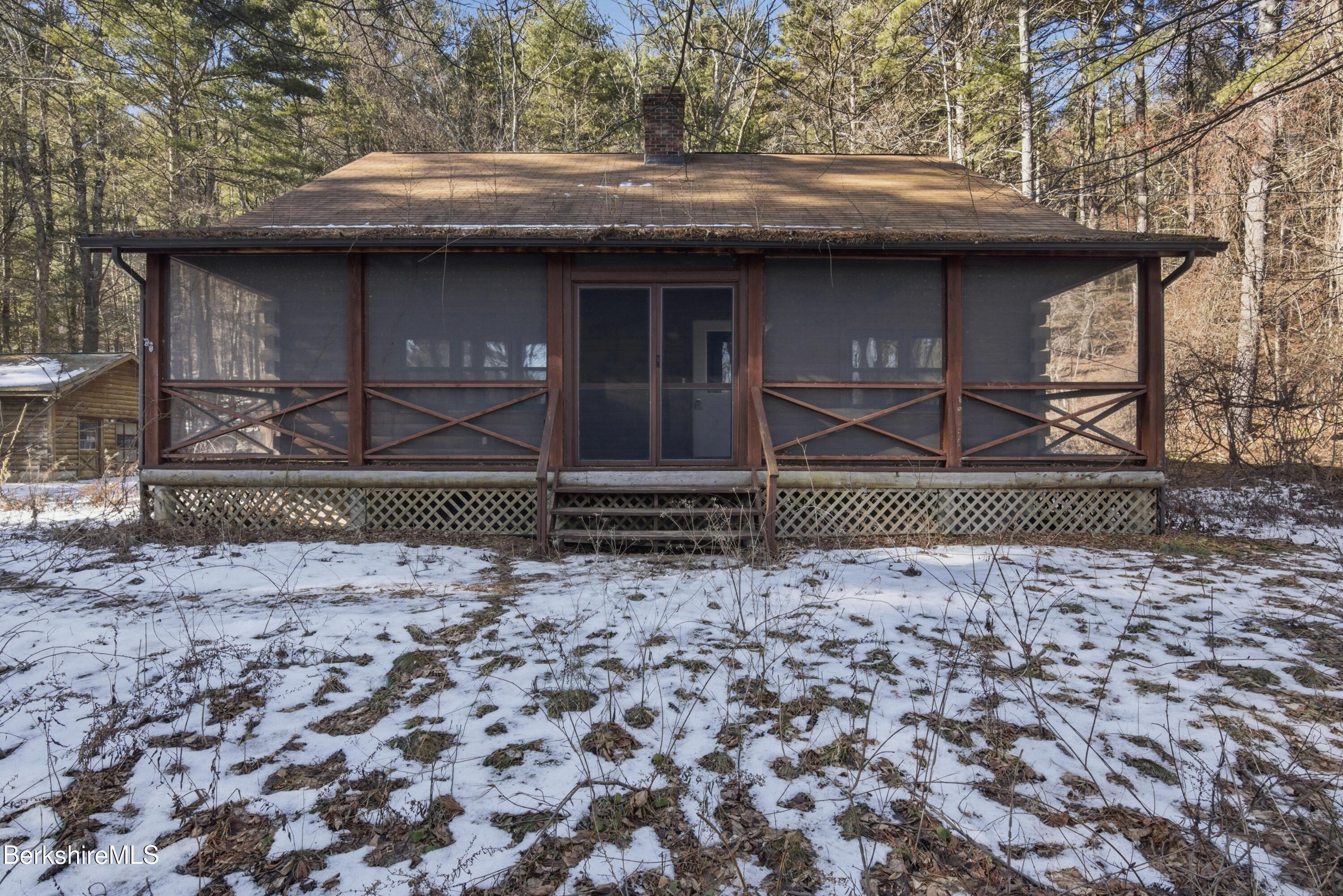 334 South Undermountain Road Sheffield, MA 01257 - Photo 2 of 37 JAN03125