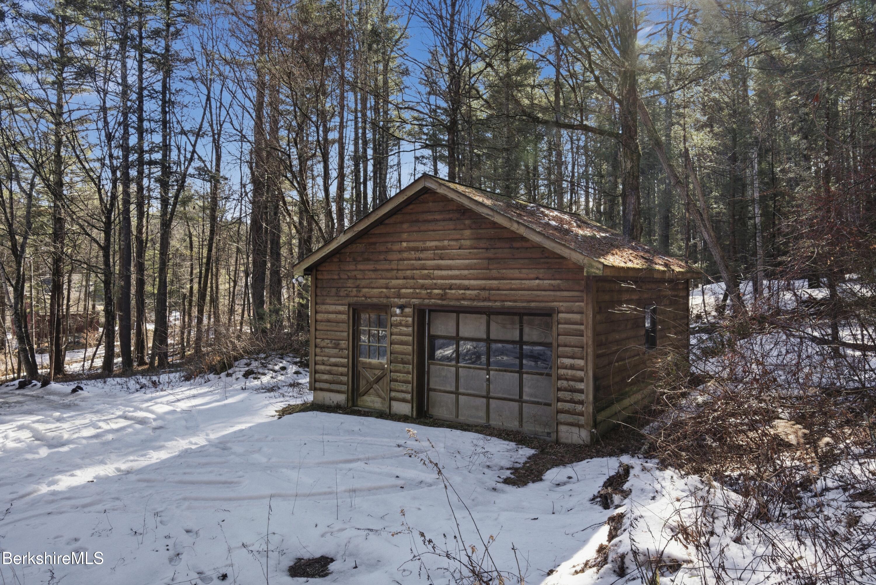 334 South Undermountain Road Sheffield, MA 01257 - Photo 37 of 37 JAN03104