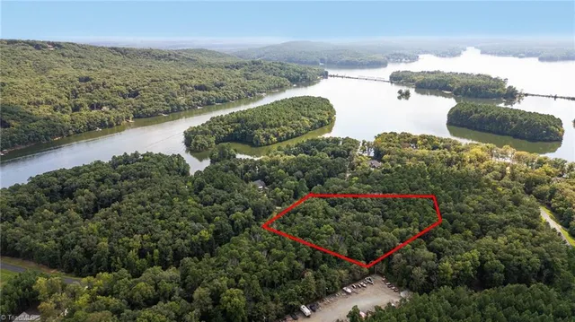 $99,000 | 288 Emerald Isle Court, Lexington, NC 27292