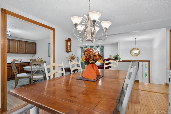 $579,900 | 7 Colleen Lane, Wallkill, NY 12589