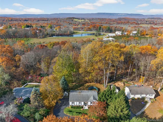 $579,900 | 7 Colleen Lane, Wallkill, NY 12589