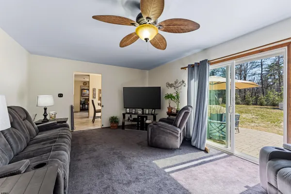 $575,000 | 5209 Connecticut Avenue, Hammonton, NJ 08037