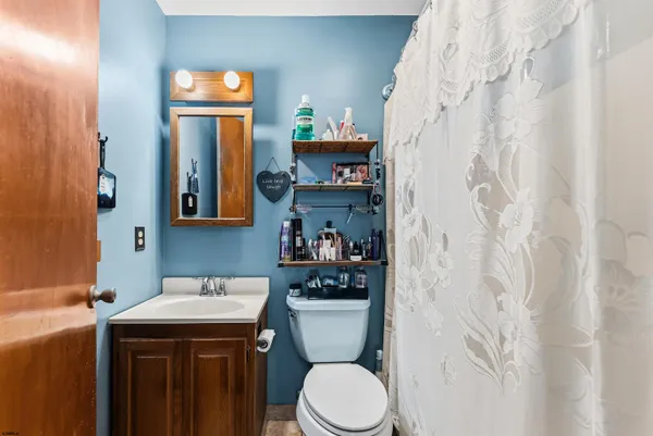 $575,000 | 5209 Connecticut Avenue, Hammonton, NJ 08037