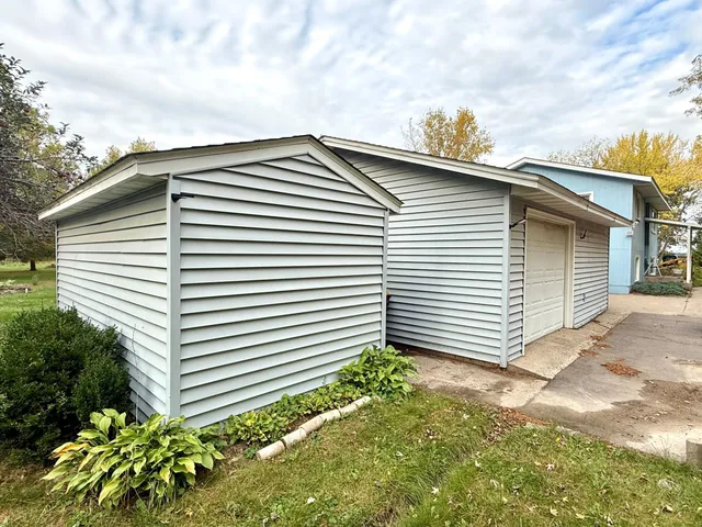 $395,000 | 20091 Red Wing Boulevard, Hastings, MN 55033