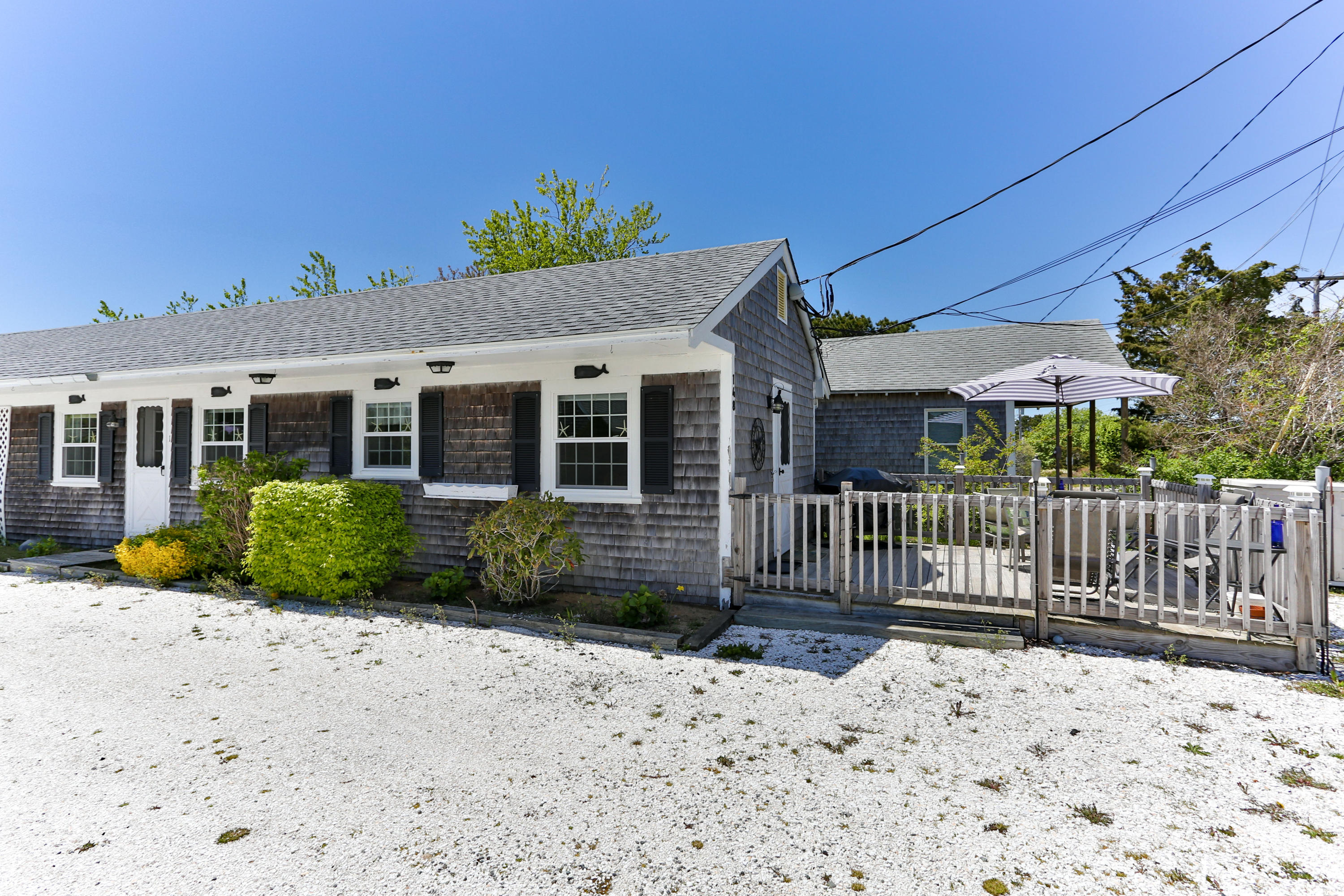 148 Shore Road, Unit 1 Truro, MA 02666 - Photo 2 of 18 148sholr-3