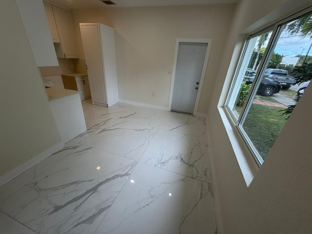 6410 Northwest Miami Court Miami, FL 33150 - Photo 7 of 37 Photo 7