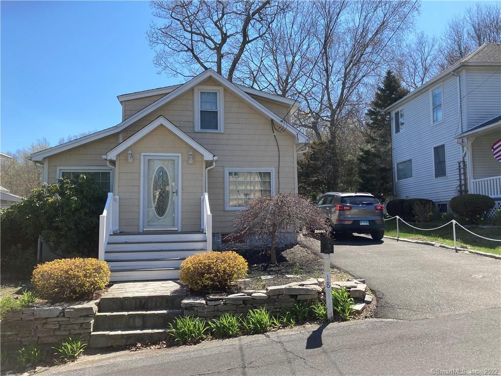 18 Hill Road East Lyme, CT 06333 - Photo 1 of 1