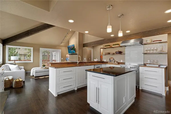$1,695,000 | 31385 Burn Lane, Evergreen, CO 80439