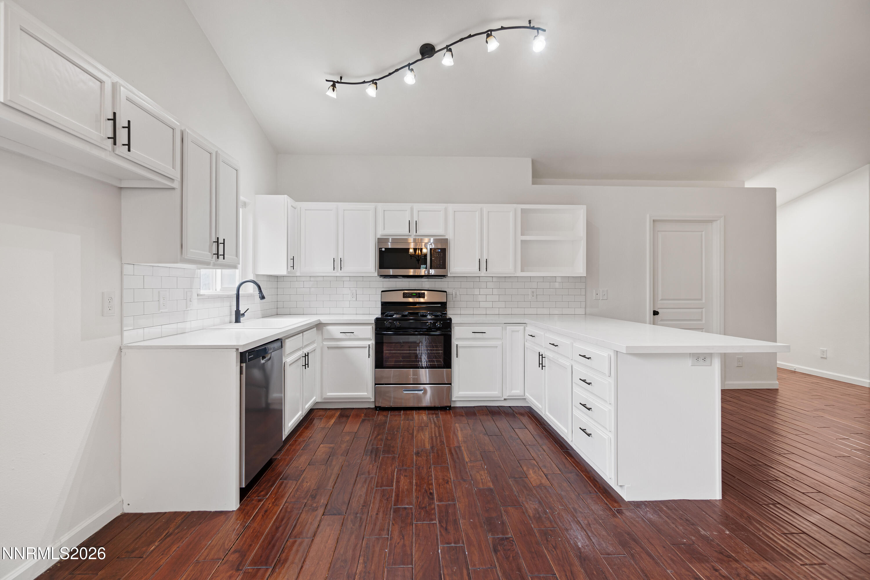 1662 Round Up Road Fernley, NV 89408 - Photo 11 of 30 DSC07303