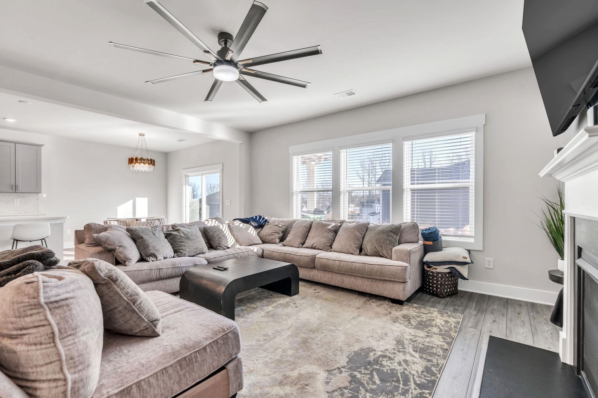 244 Roderick Lane Greenville, SC 29605 - Photo 5 of 29 Gallery Image 5