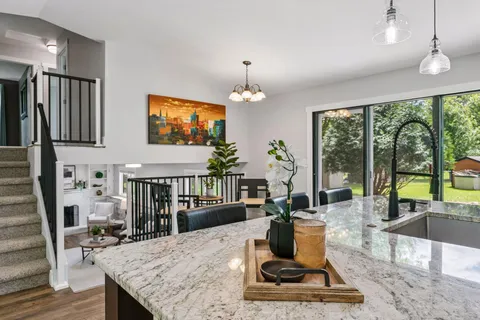 $425,000 | 9791 Ives Lane North, Maple Grove, MN 55369