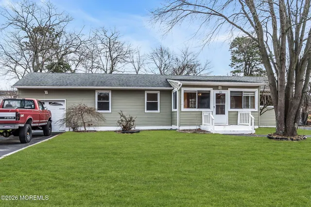 $479,000 | 252 Ashwood Drive, Brick, NJ 08723