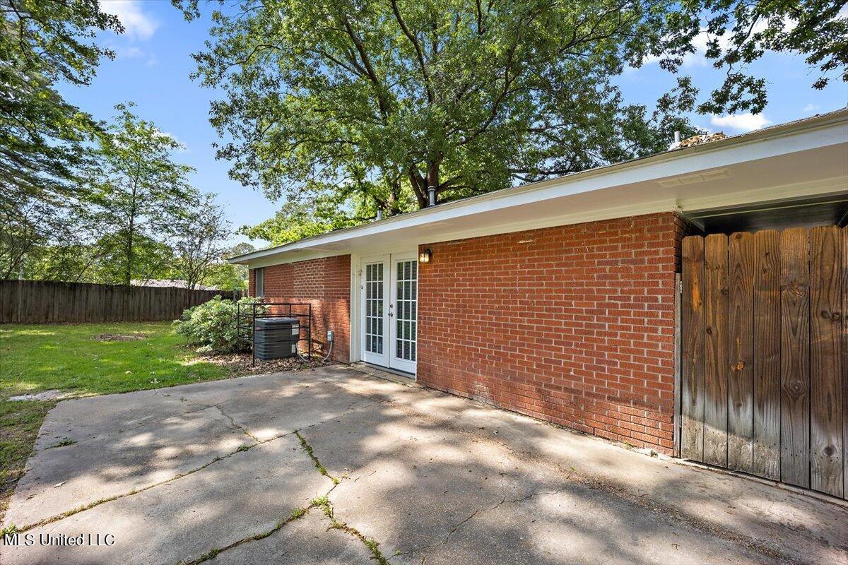 2353 Harahan Road Pearl, MS 39208 - Photo 10 of 16 14-HTP_4655