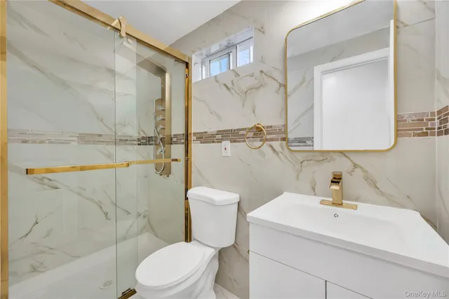 $1,199,000 | 192-23 116th Road | St. Albans