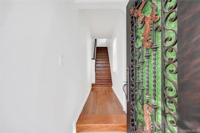 $1,199,000 | 192-23 116th Road | St. Albans